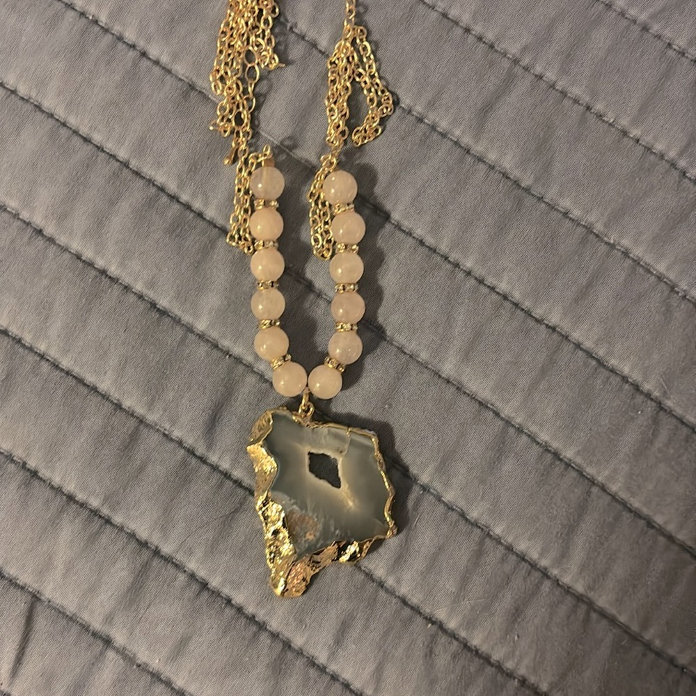 LONG STONE NECKLACE